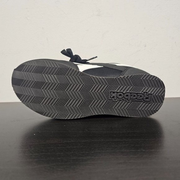 Reebok Classic Lace-Up Sneakers Jogger Size 5 W Black / White New in Box! - Picture 9 of 9